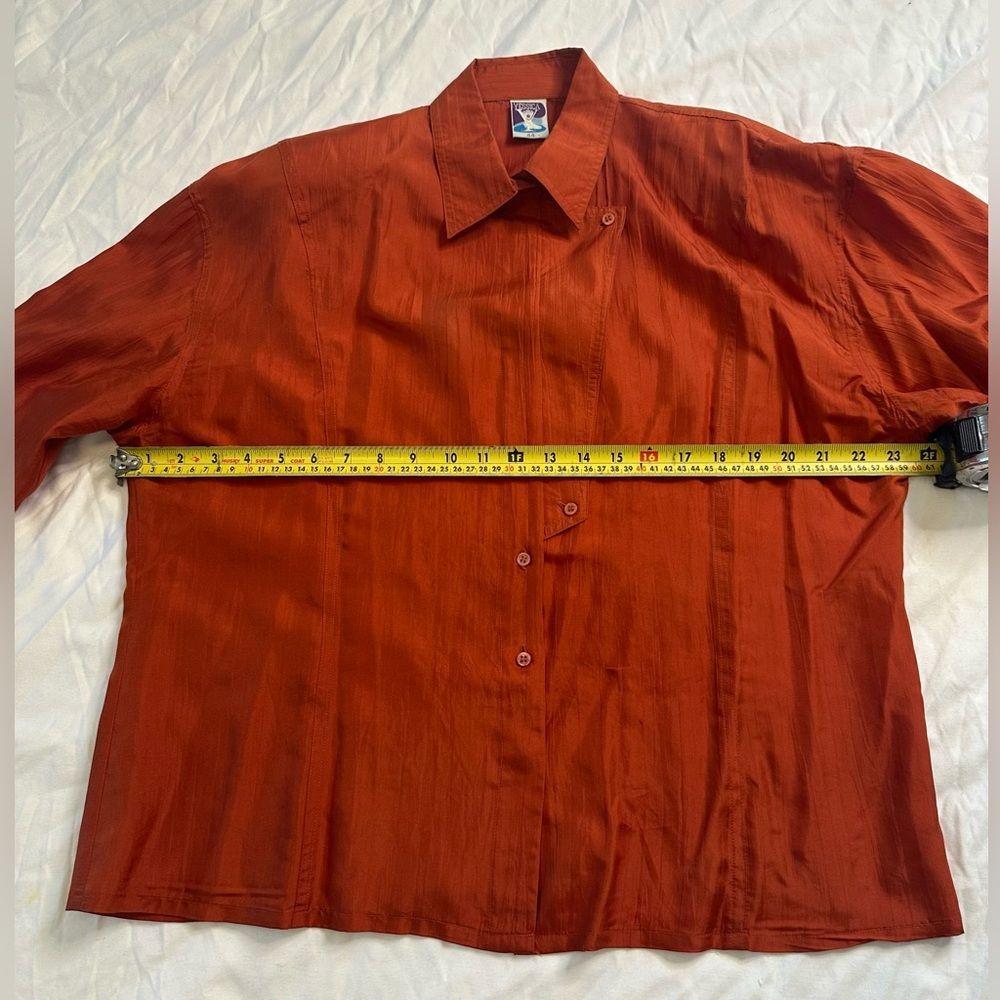 Vintage Yessica by C&A 100% Silk Rust Orange Asymmetrical Button Blouse (US 12) - Picture 13 of 14